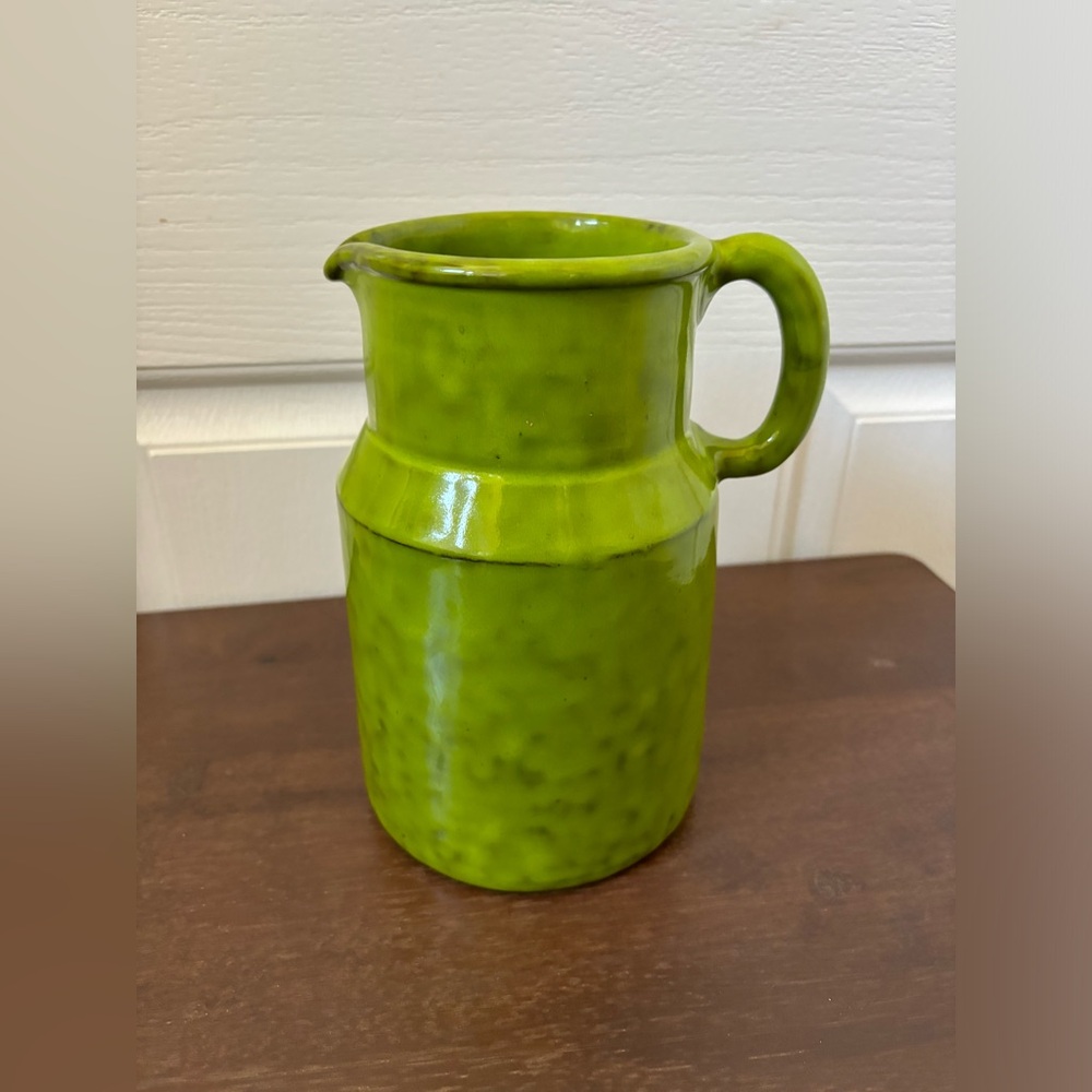 Peasant Village Vtg Italian Pitcher Glazed Avocado Green Signed 8” Vase, 36 OZ